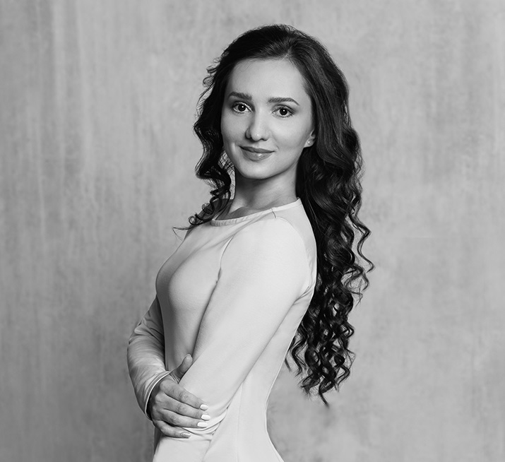 Елена Фирсанова